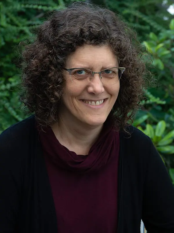Staff Photo Linda Slone Oicmf